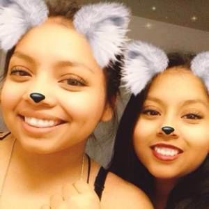 Meet your Posher, Iris